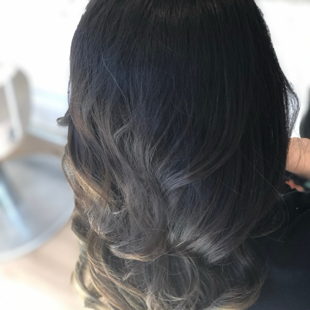 Round Brush at Jasmine Marie beauty bar in Morrisville, NC