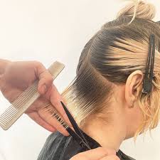 Women’s Haircut