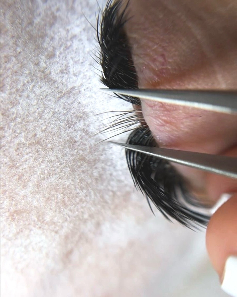 Foreign Lash Fill