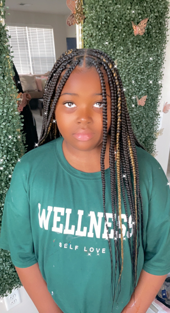 Medium Knotless (Age9-12)