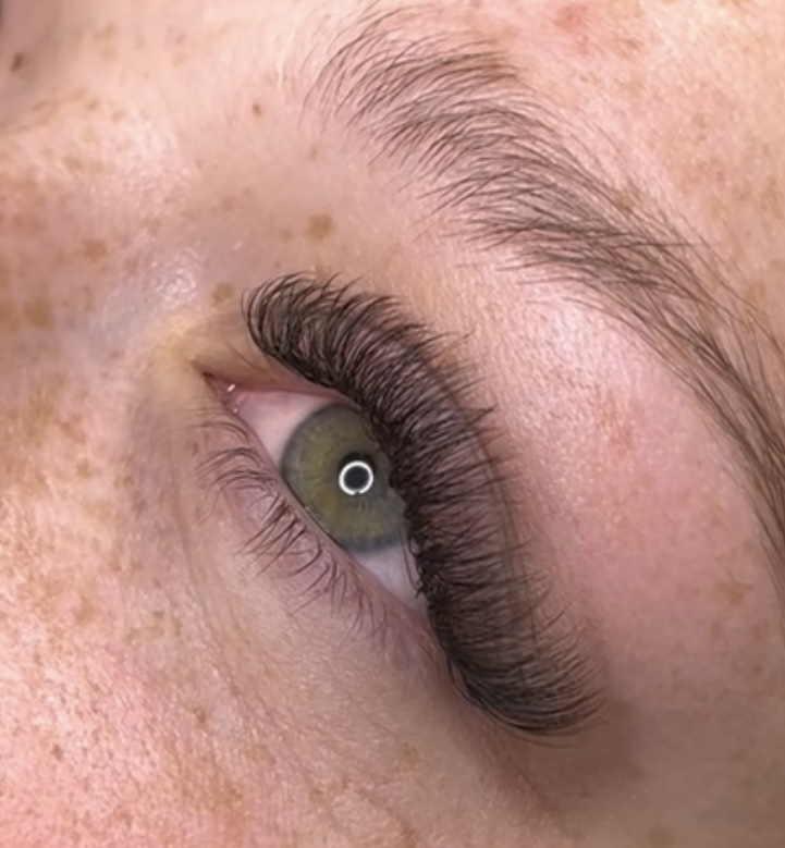 Volume Lash Extensions