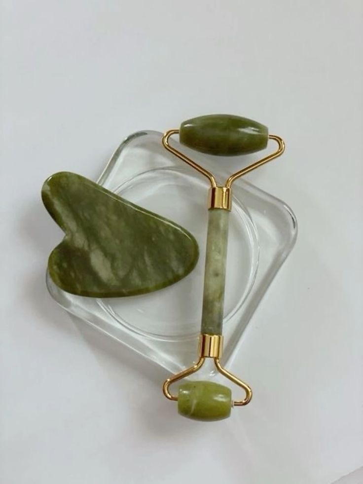 Gua Sha Glow Facial