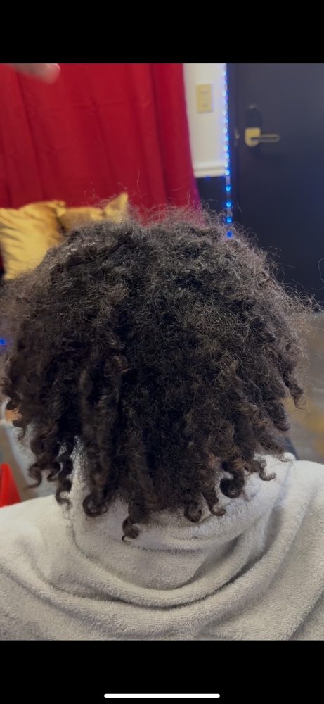 Starter Loc Retwist at Get Right With Kenz in College Station, TX