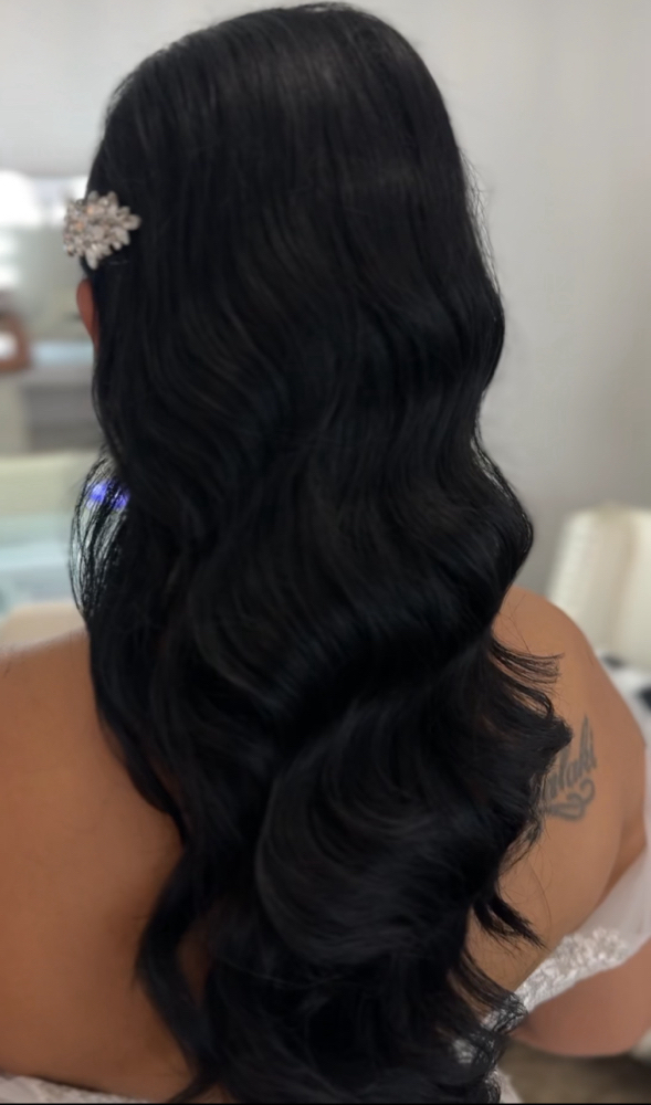 Hollywood Glam Waves