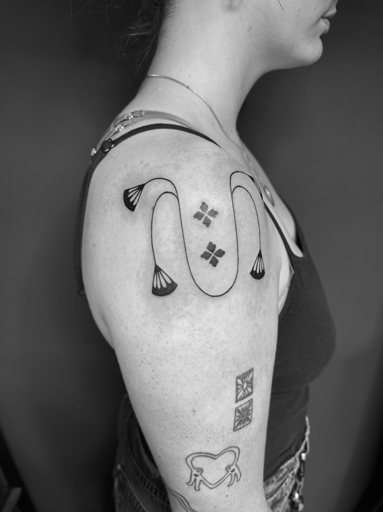 Medium Tattoo (5-7in)
