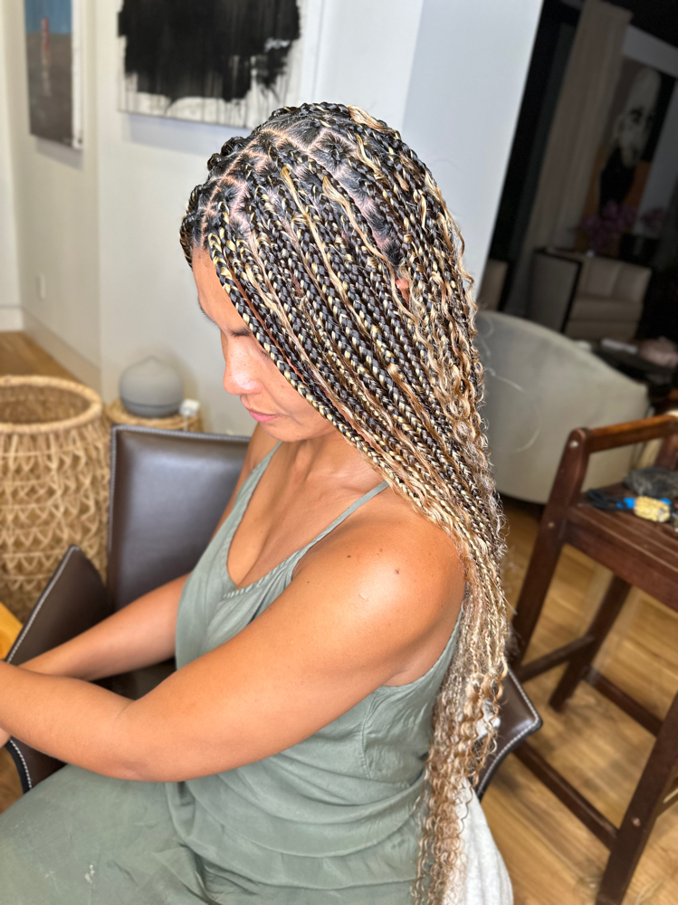 SMALL MEDIUM BOX BRAIDS