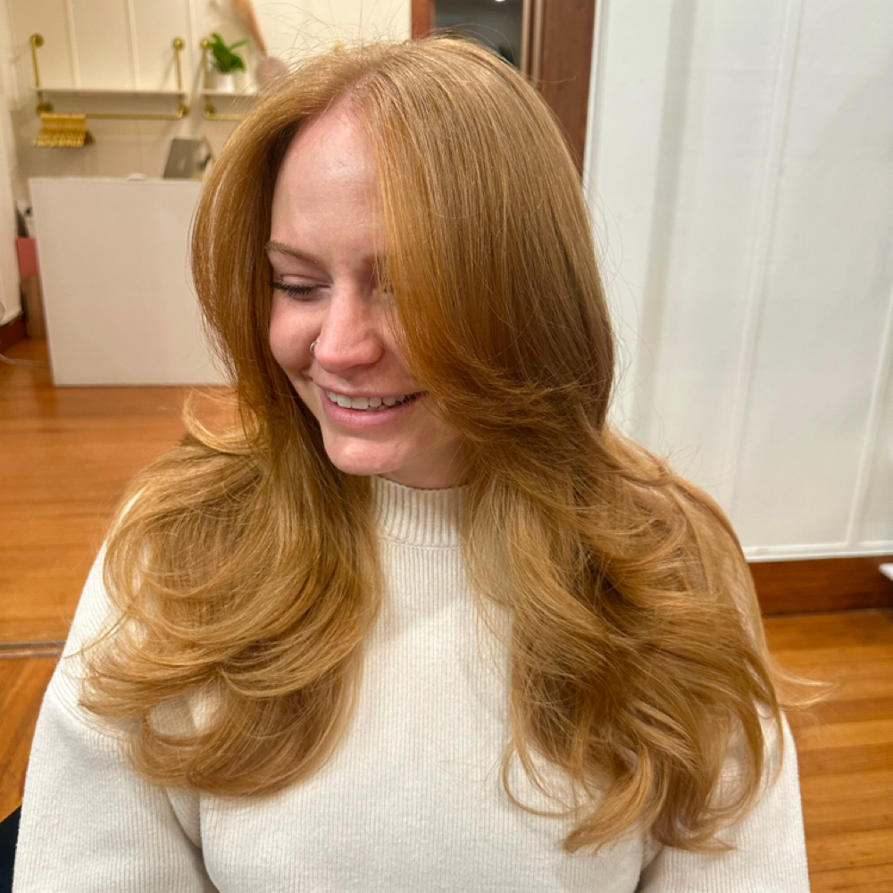 Shampoo Blow-Dry at Jenna Colley in Buda, TX