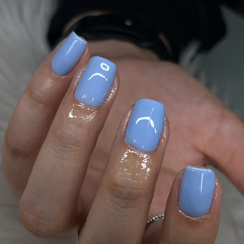 No Chip Manicure at Selis.Studio in Riverside, IL