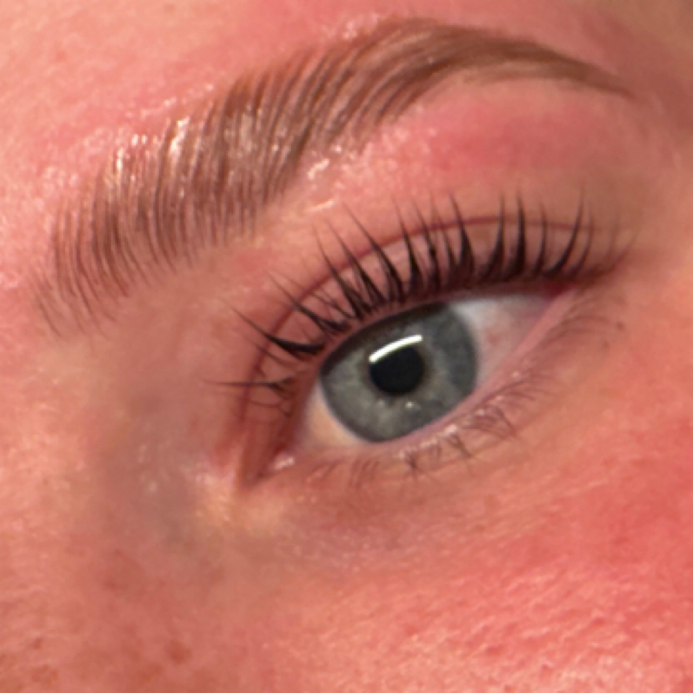 Lash Lift at reyse puente in Decatur, TX
