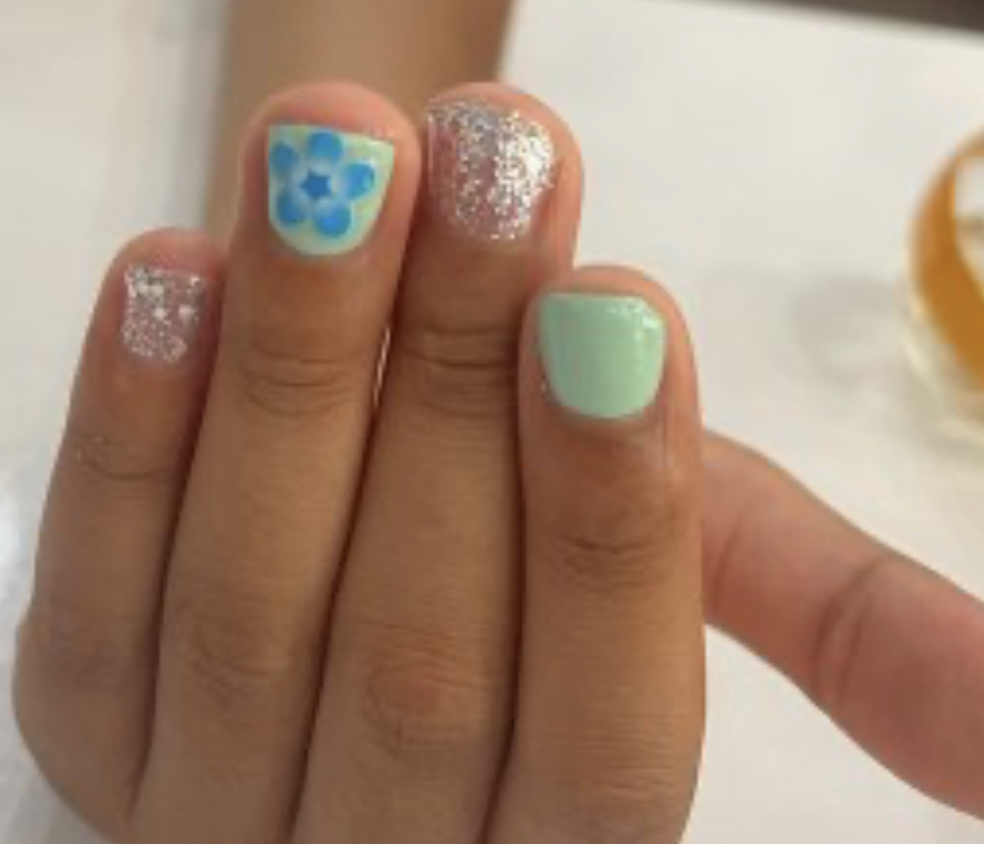 Kids Manicure With Gel Polish
