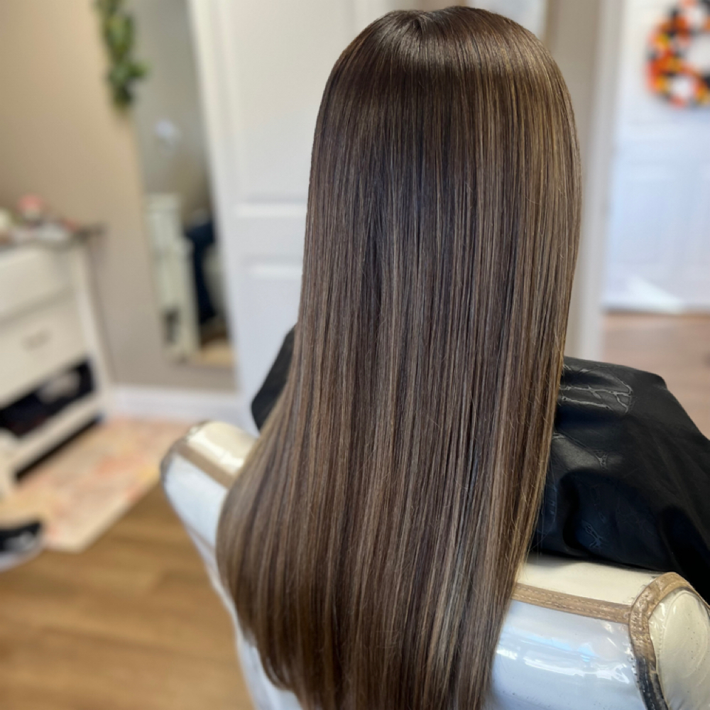 Root Touch Up & Gloss at Glam Looks By Chloe in Chapmanville, WV
