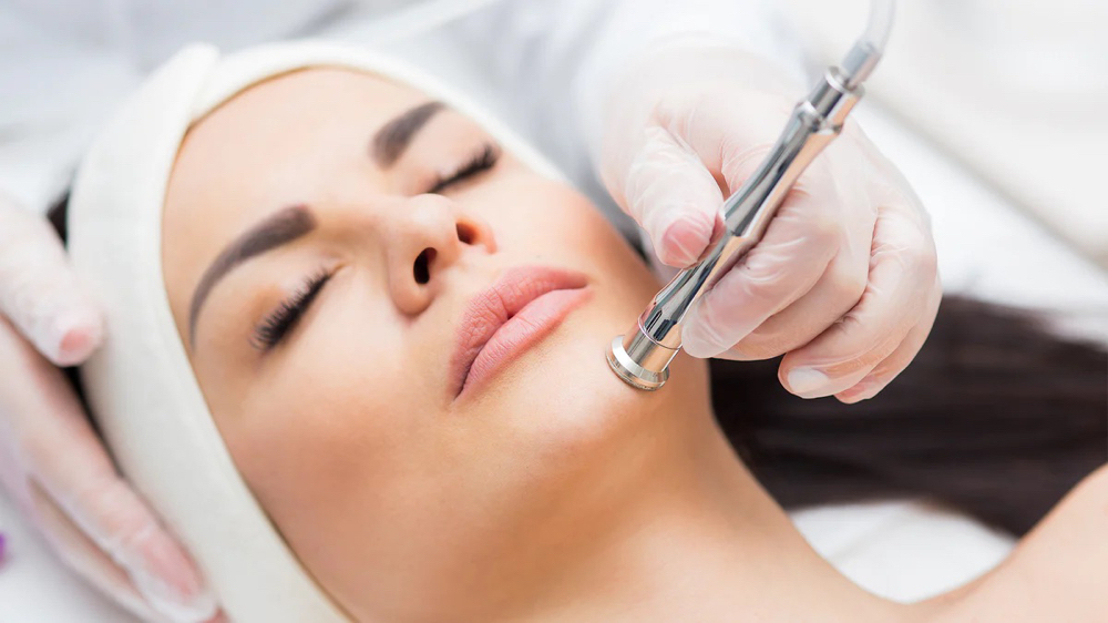 Microdermobrasion +Skin Cleaning