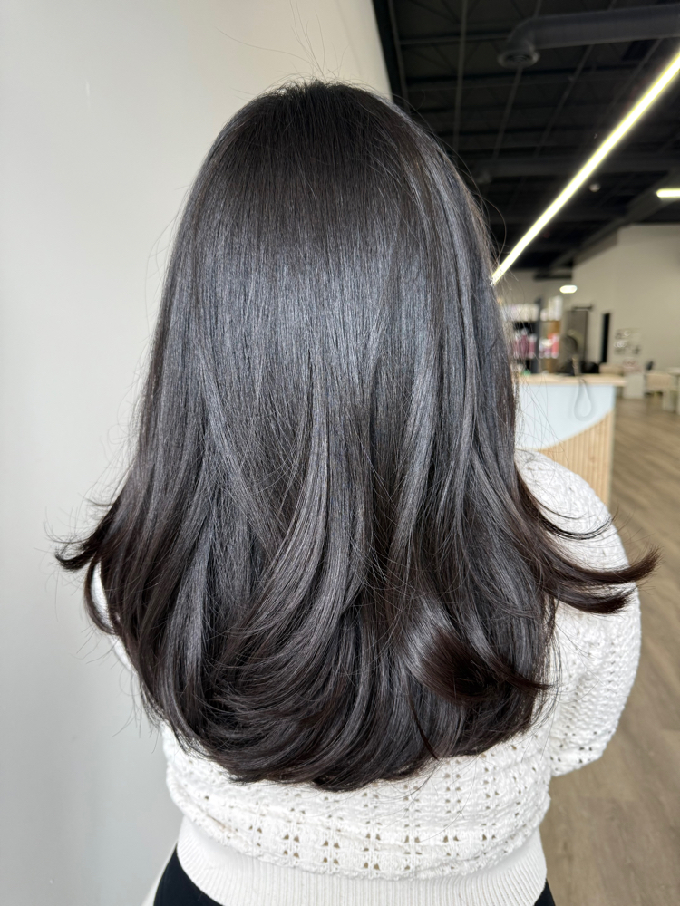 Haircut & Blowout/Style at Beautyxyaritza in Gurnee, IL