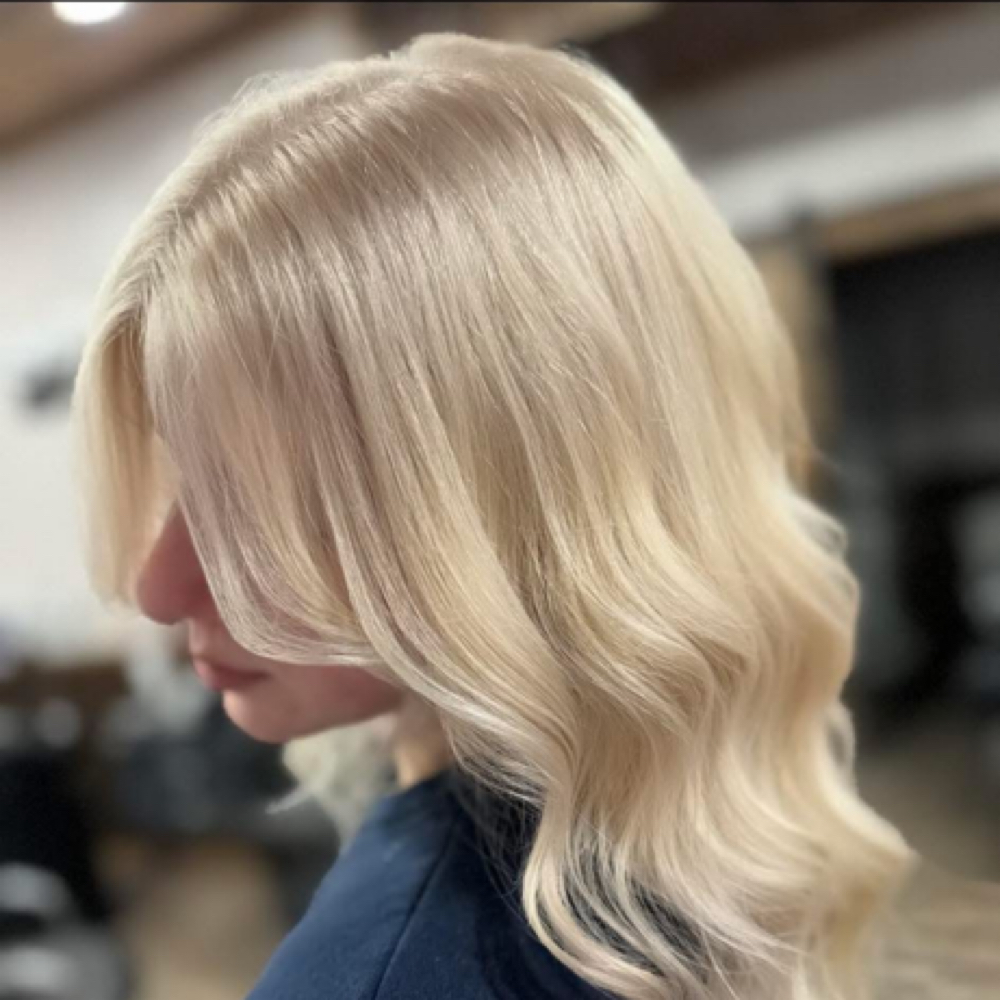 Bleach Out at Nevaeh’s Midnight Beauty in Shirleysburg, PA