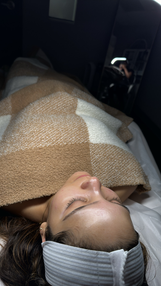Holistic Facial