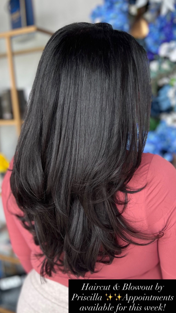 Blow Out at Aesthetic Makeup & Hair in Houston, TX