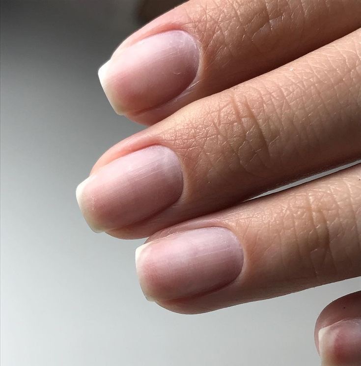 S(He) Basic Manicure