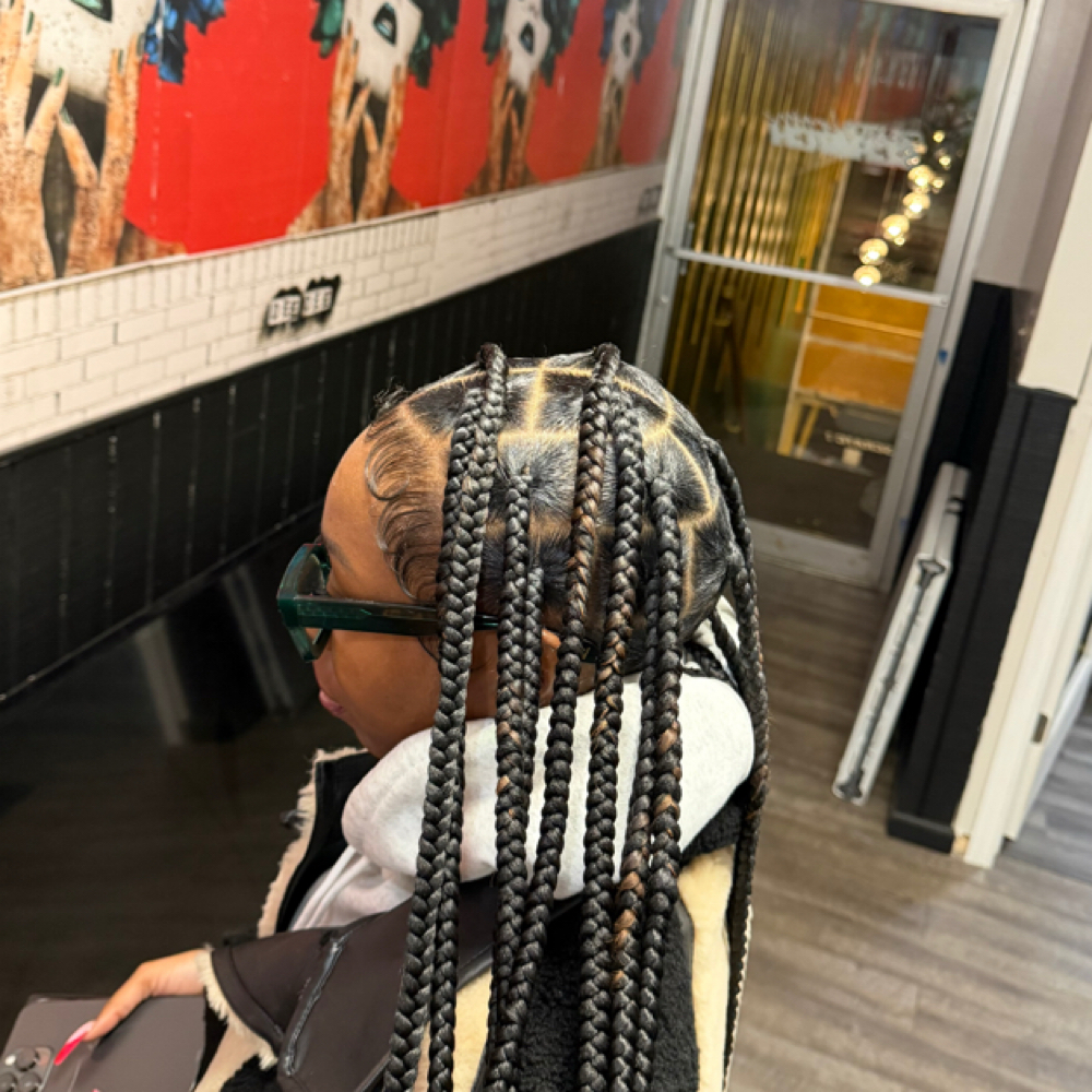 Large Knotless at Faith TheBraider in Milwaukee, WI