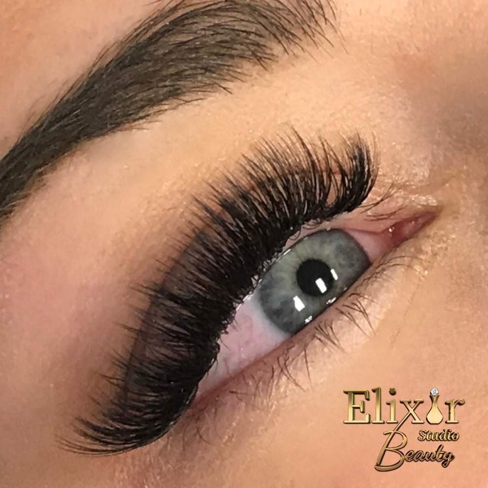 Lash Extensions Volume