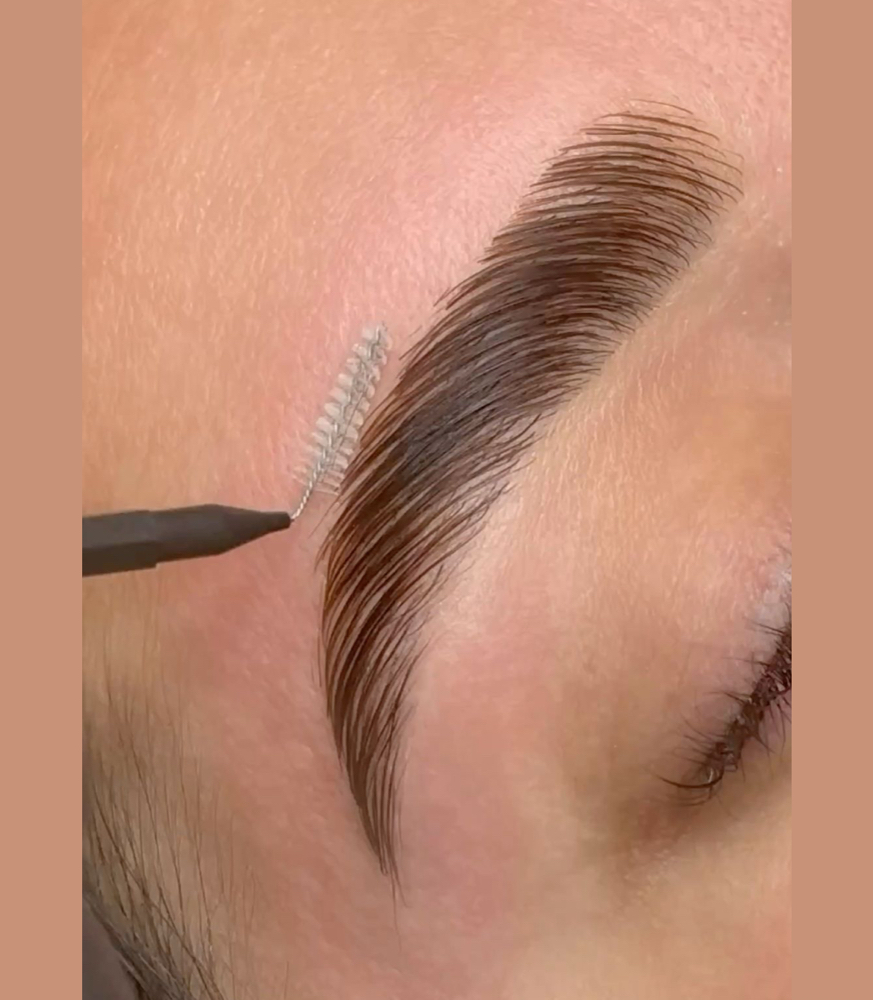 Eyebrow Lamination