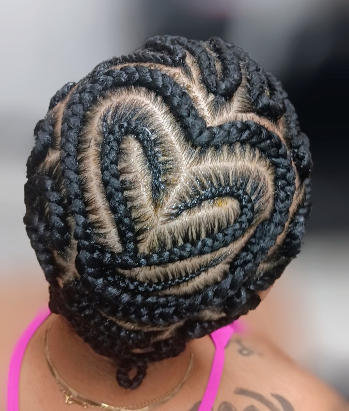 KariZmatiK Braided Baldie