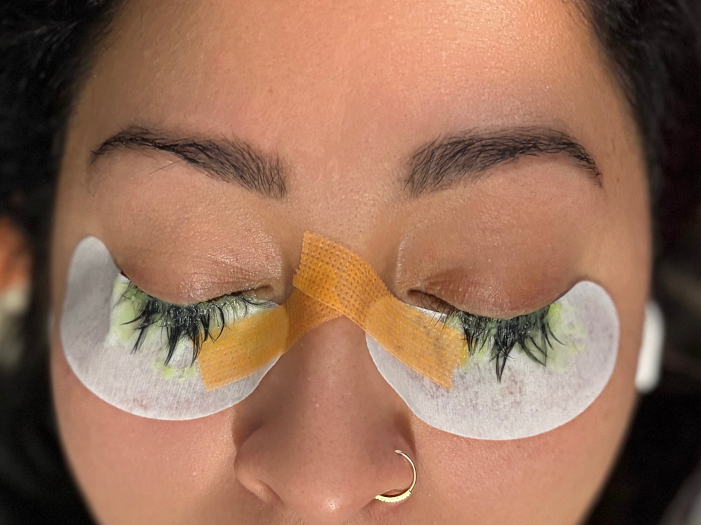 Lash Removal