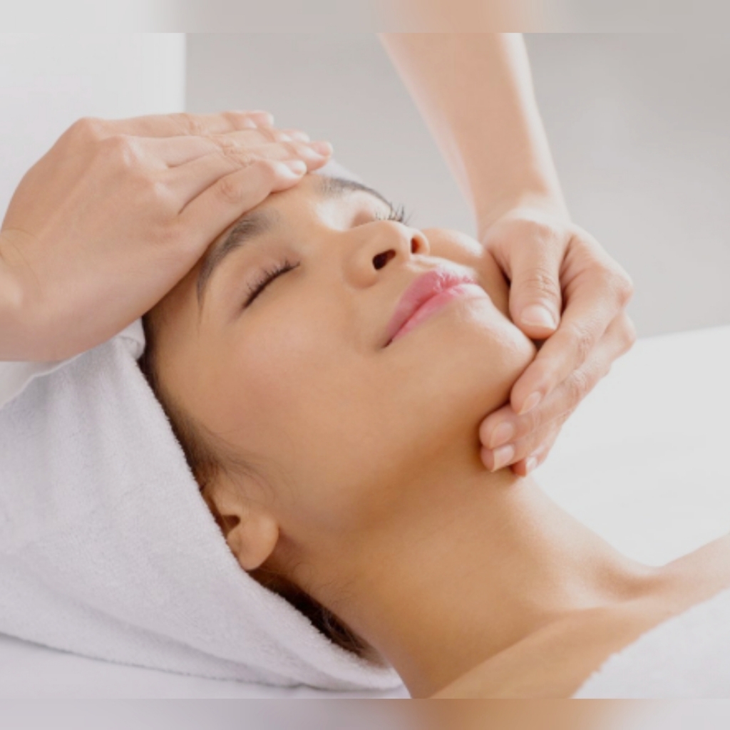 Relaxing Dewy Facial