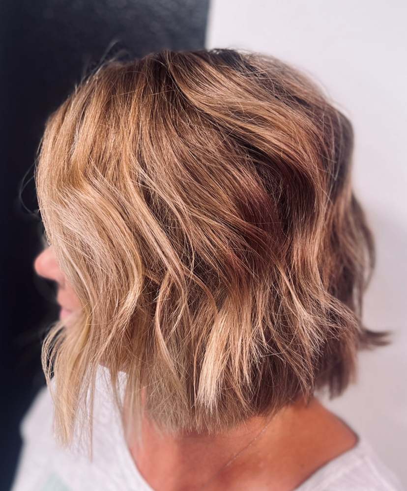 Women’s Shampoo/Cut/Style