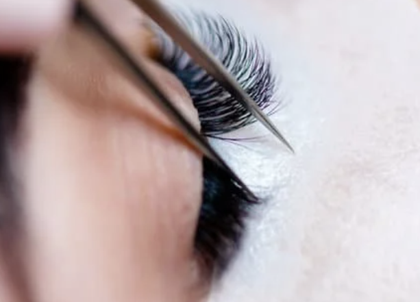 Classic Eyelash Extension