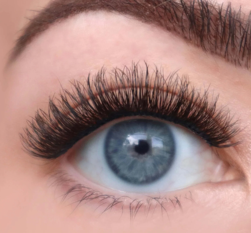 “Glo 1”Eye Lash Cluster Application