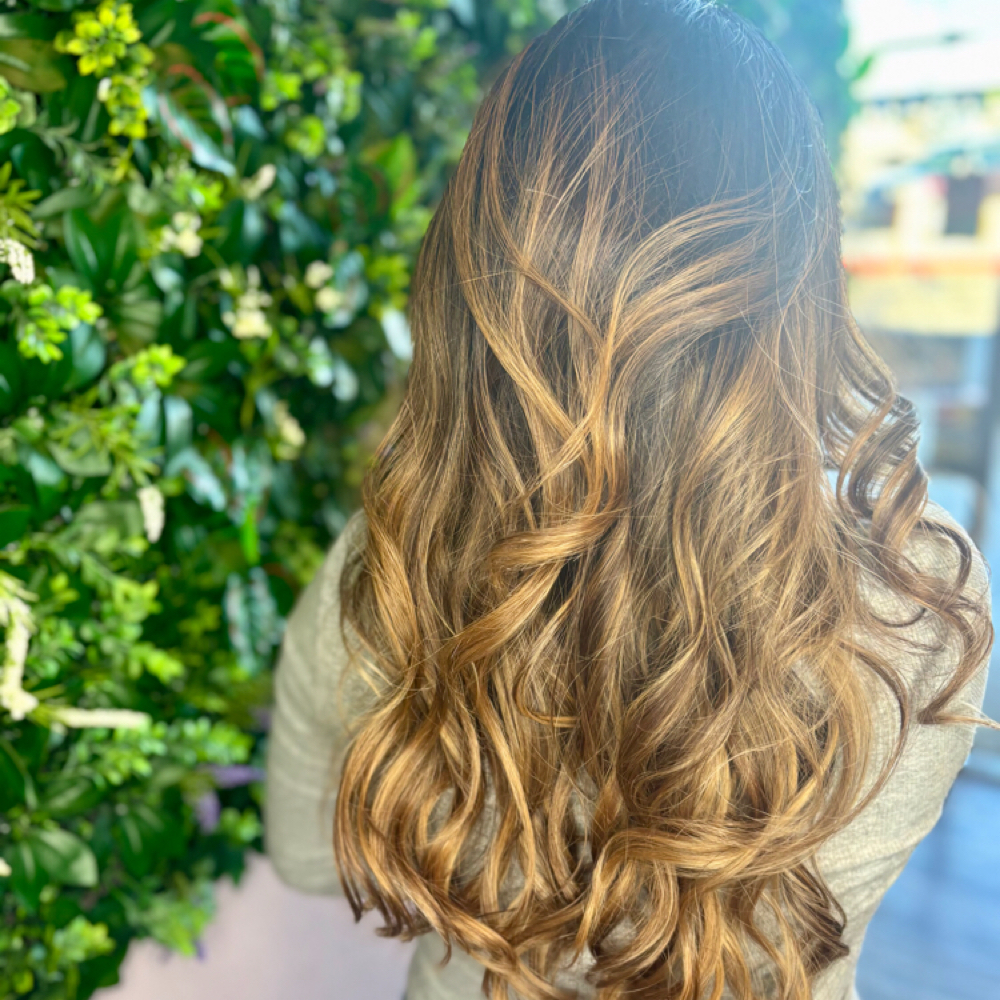 Balayage/foils Full Head at Curls by Bere in Yuma, AZ