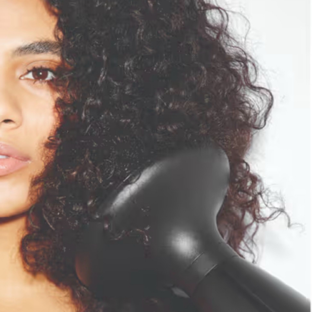 Curly Hair Style With Diffuser at The Salon USC Village in Los Angeles, CA