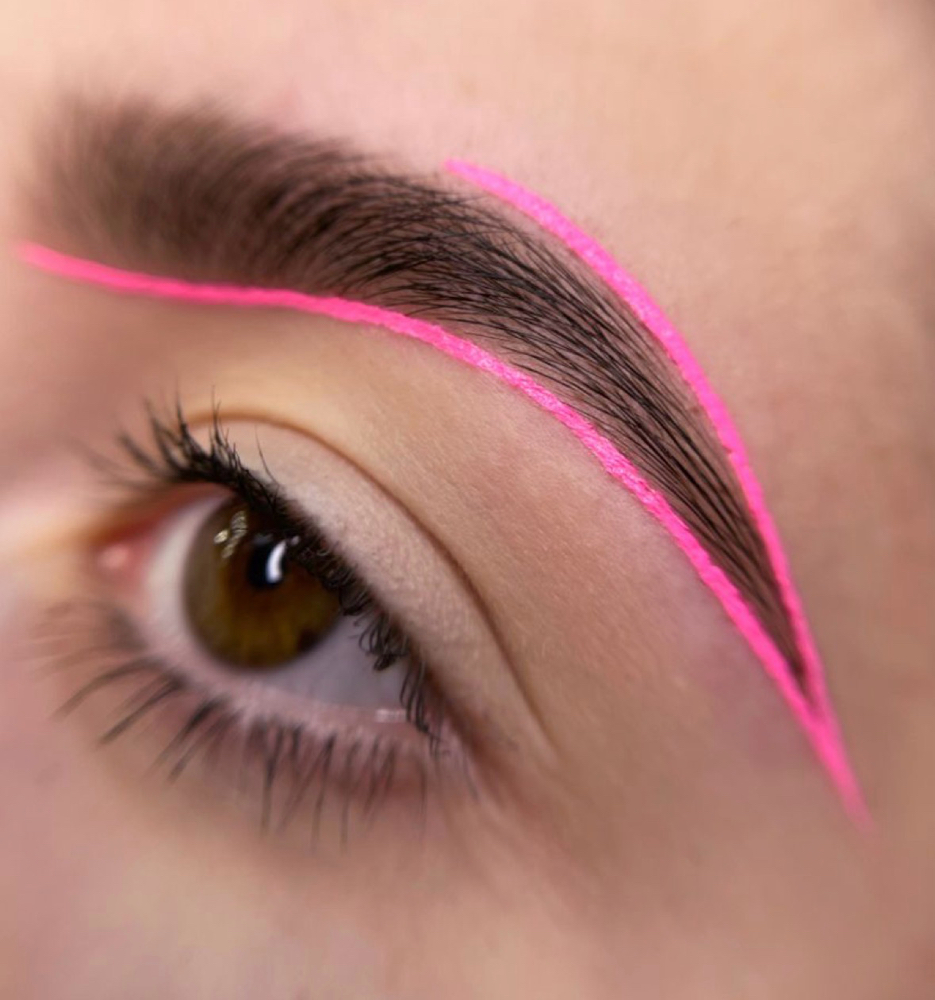 Signature Eyebrow Waxing