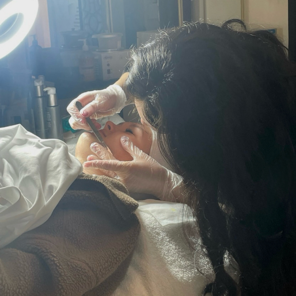Dermaplanning 🪒 at ✨Glow Skin & Lash Esthetics By Buzzy✨ in Crab Orchard, WV