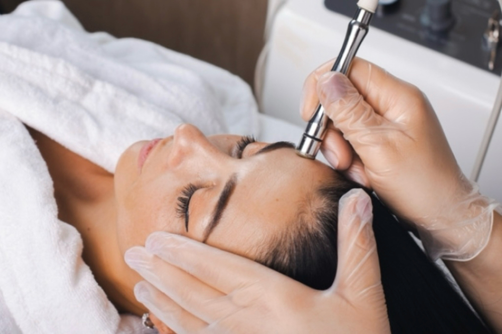 Micro Dermabrassion Facial