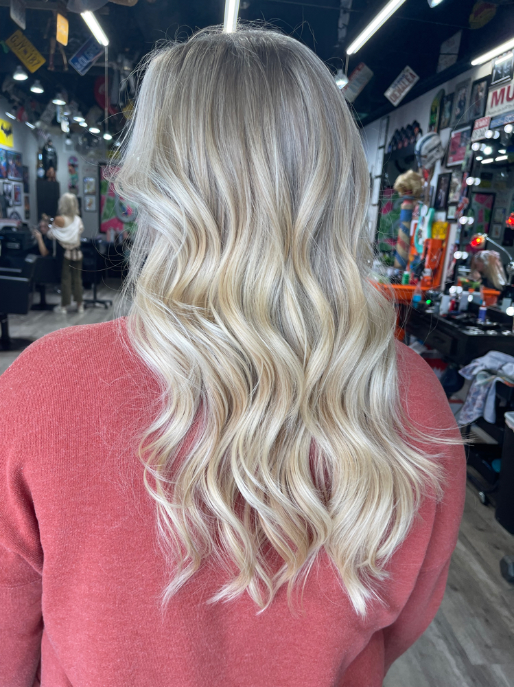 Highlights & Blonding