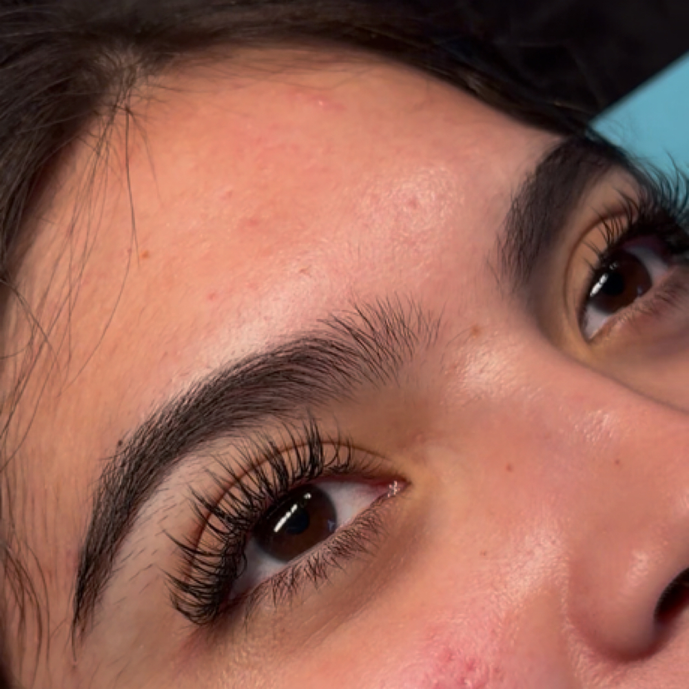Wet Full Set at Butterfly Kiss Lash in Burnet, TX