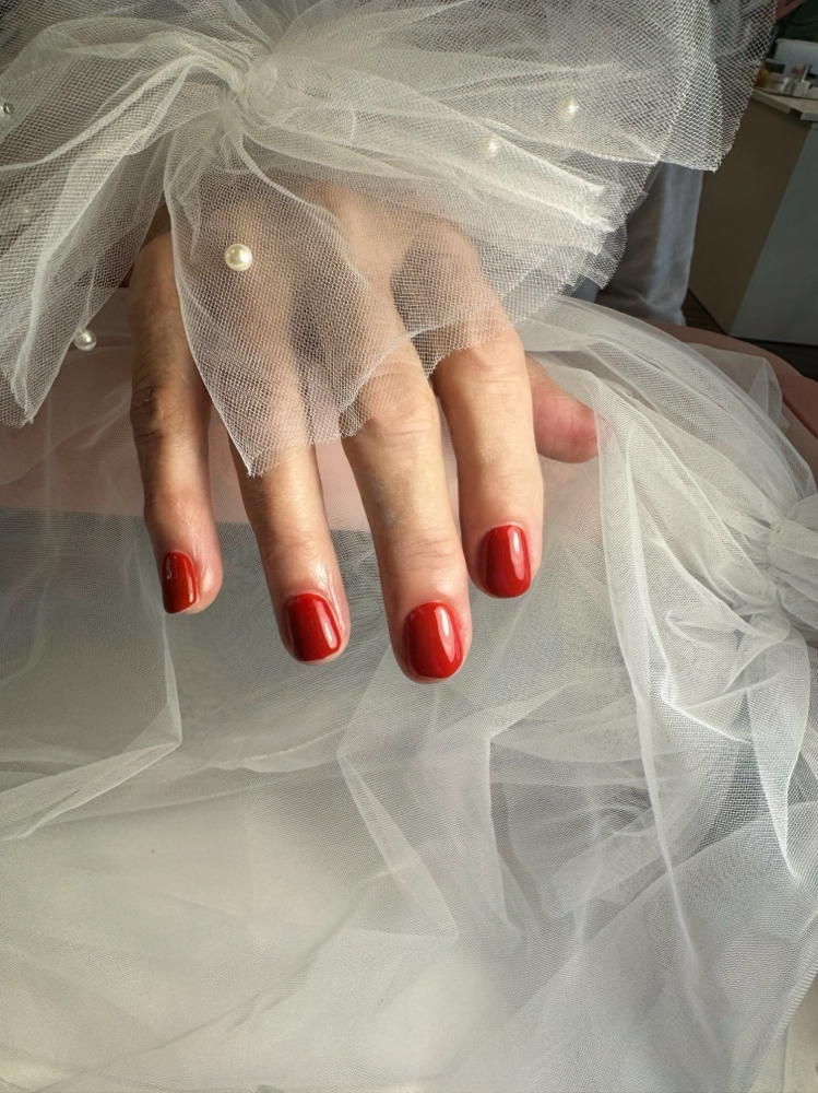 Short nails with Gel Color