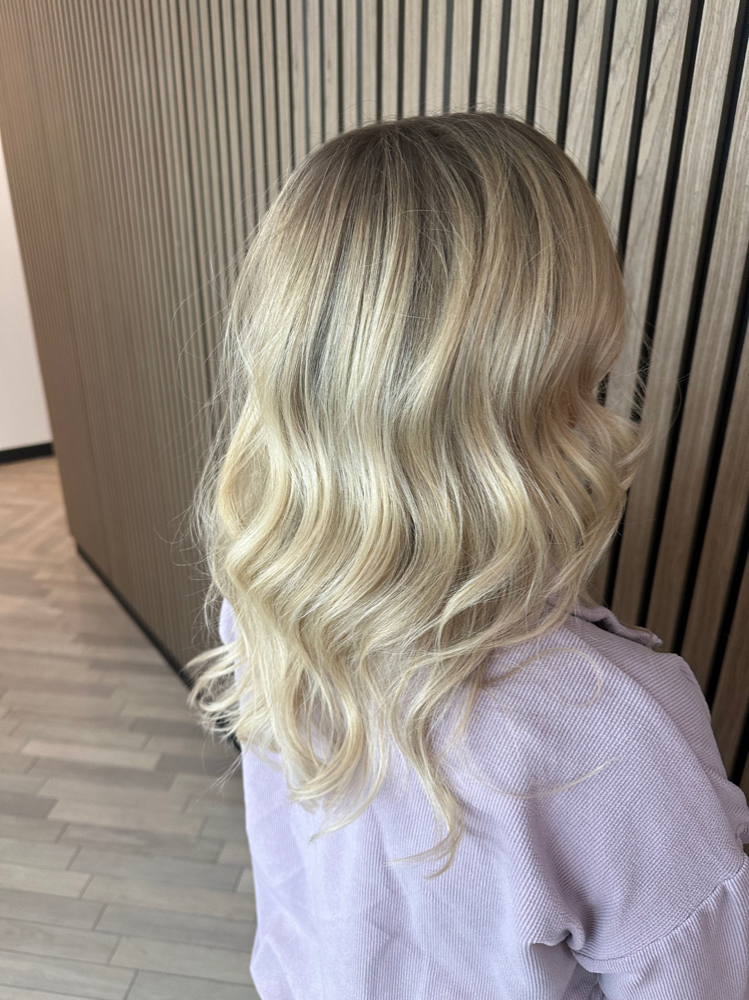 Blow Out With Curls