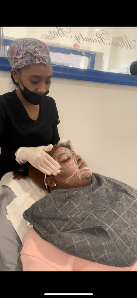 Deep Cleansing Facial (Woman) at The Diamanté Effect in Valley Stream, NY