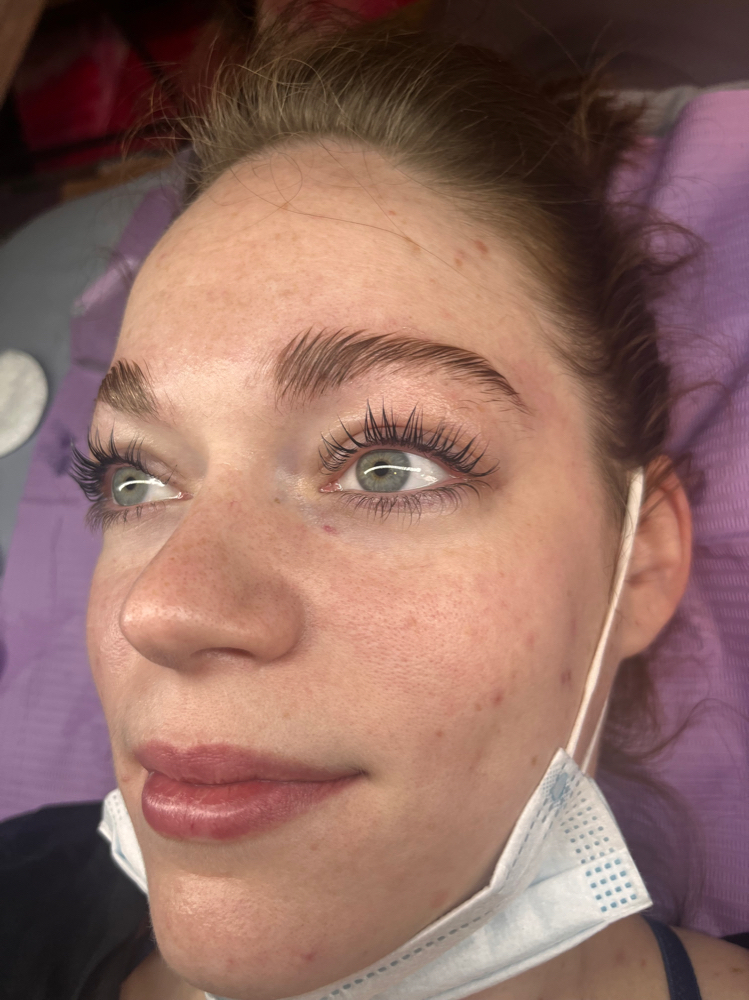 Lash Lift & Tint Brow Lamination