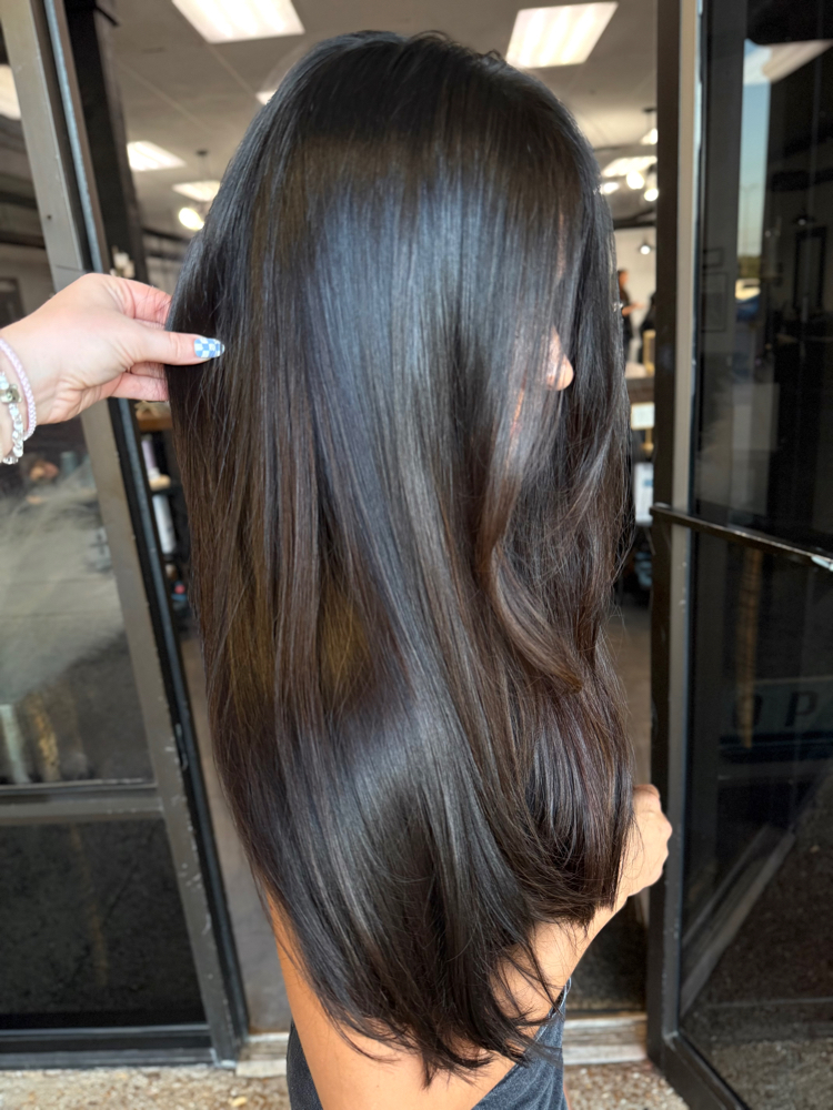 ROOT COLOR at Abbieluxhair in Lucedale, MS