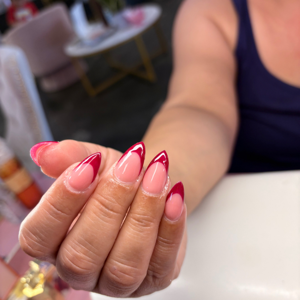 Fills at Nailzbyashh in El Paso, TX