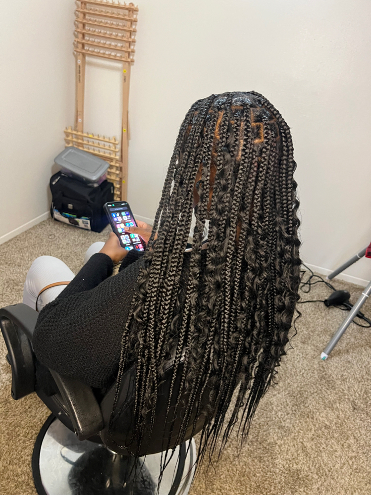 Smedium Knotless