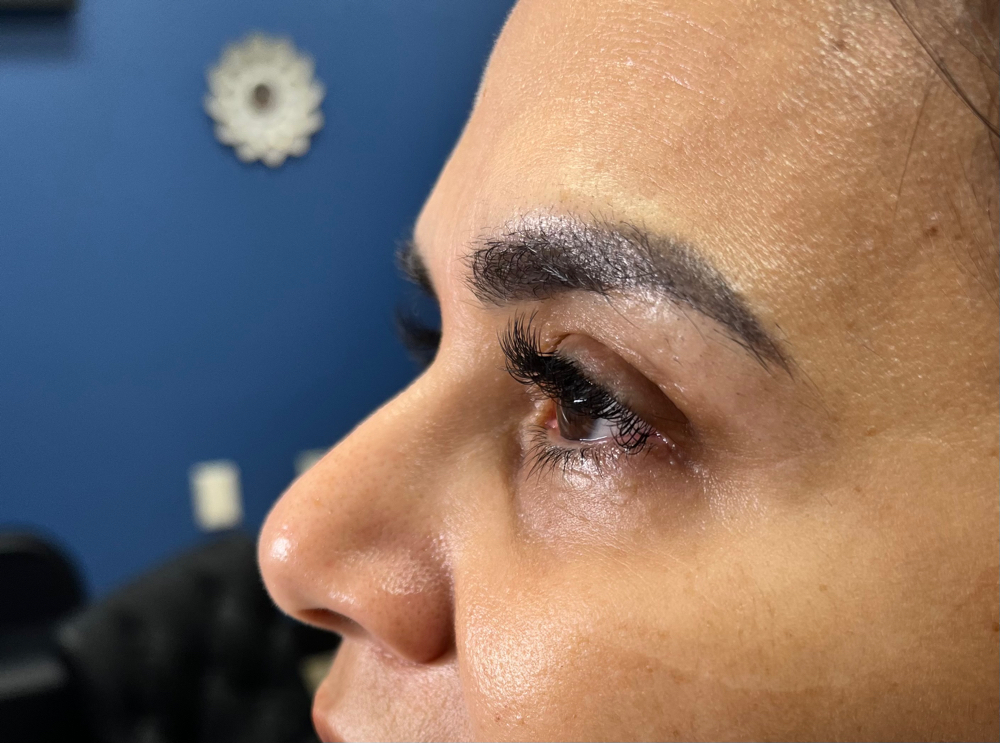 Full Set Classic Eyelash Extensions at V Rich Salon in Austin, TX