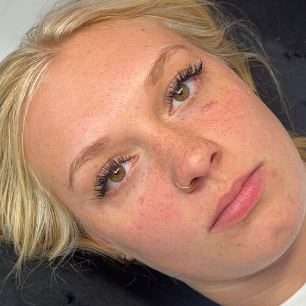 $150 Full-Set Fall Special at Lorehel Lash in Philadelphia, PA