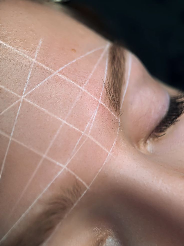 Brow Shaping & Brow Stain