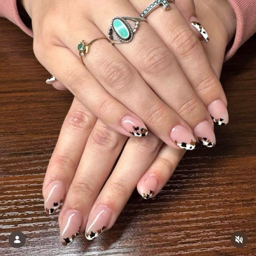 Nail Art at The Eagles Nest Salon & Spa in Eagle Point, OR