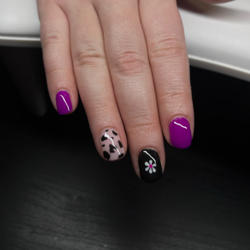 Dry Manicure at Blair’s Beauty in Canton, OH