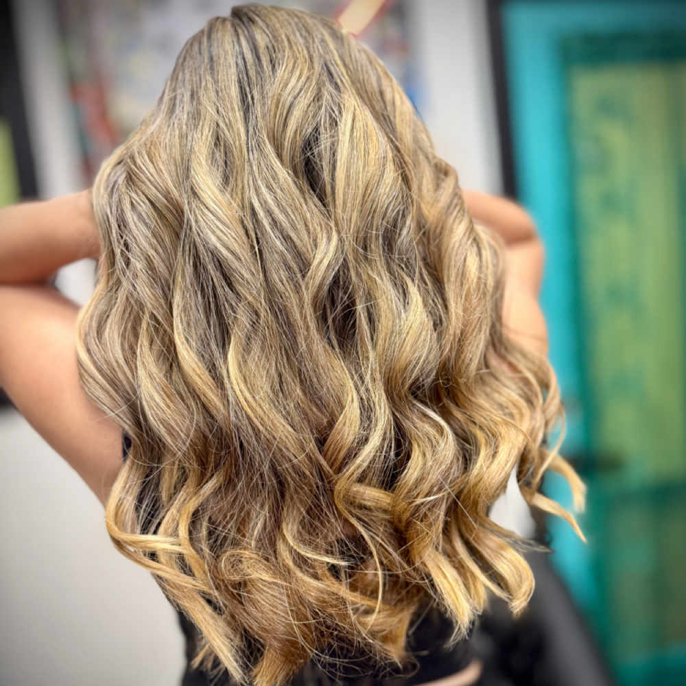 Heated Style Curls/Straightened at Poppy & Mane Hair Studio w/Hair By SarahJayyy in Texas City, TX